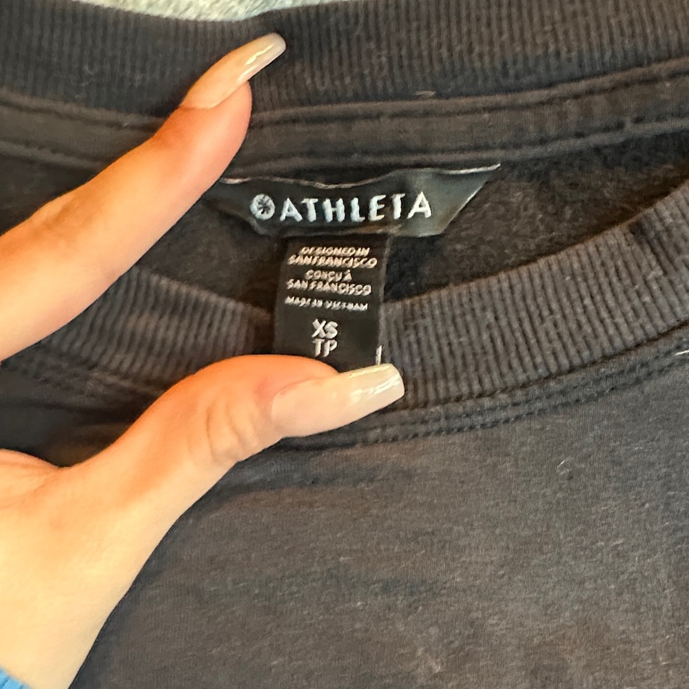 Athleta Charcoal Pullover